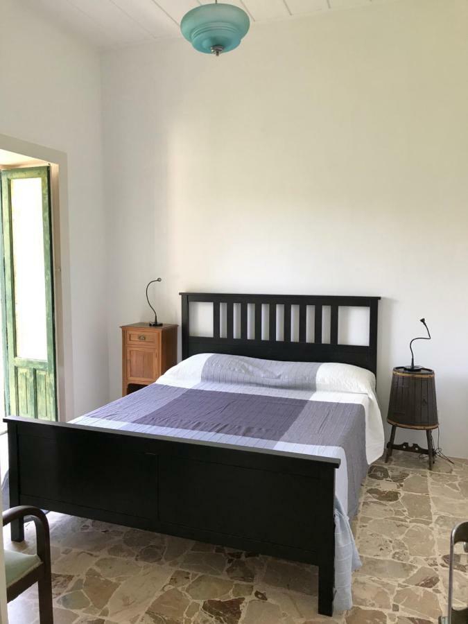 Casa Vacanze Via Convento Hotel Ficarra Esterno foto